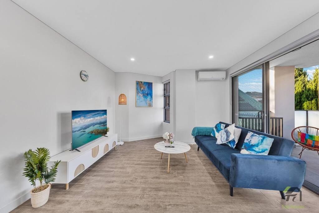 Vivid 2 Bed In Burwood Sydney
